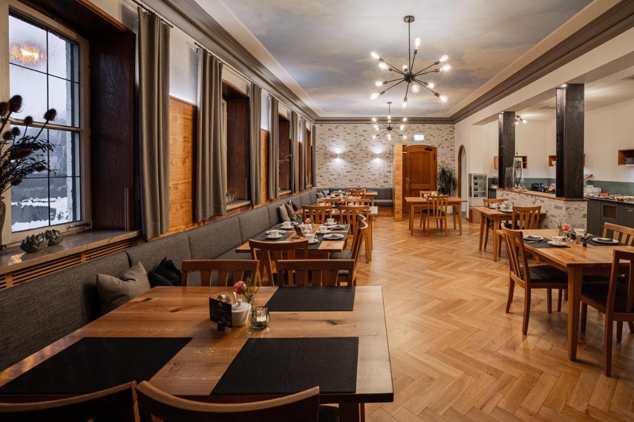 Hotel Zu Den Drei Kronen Donauwörth Esterno foto