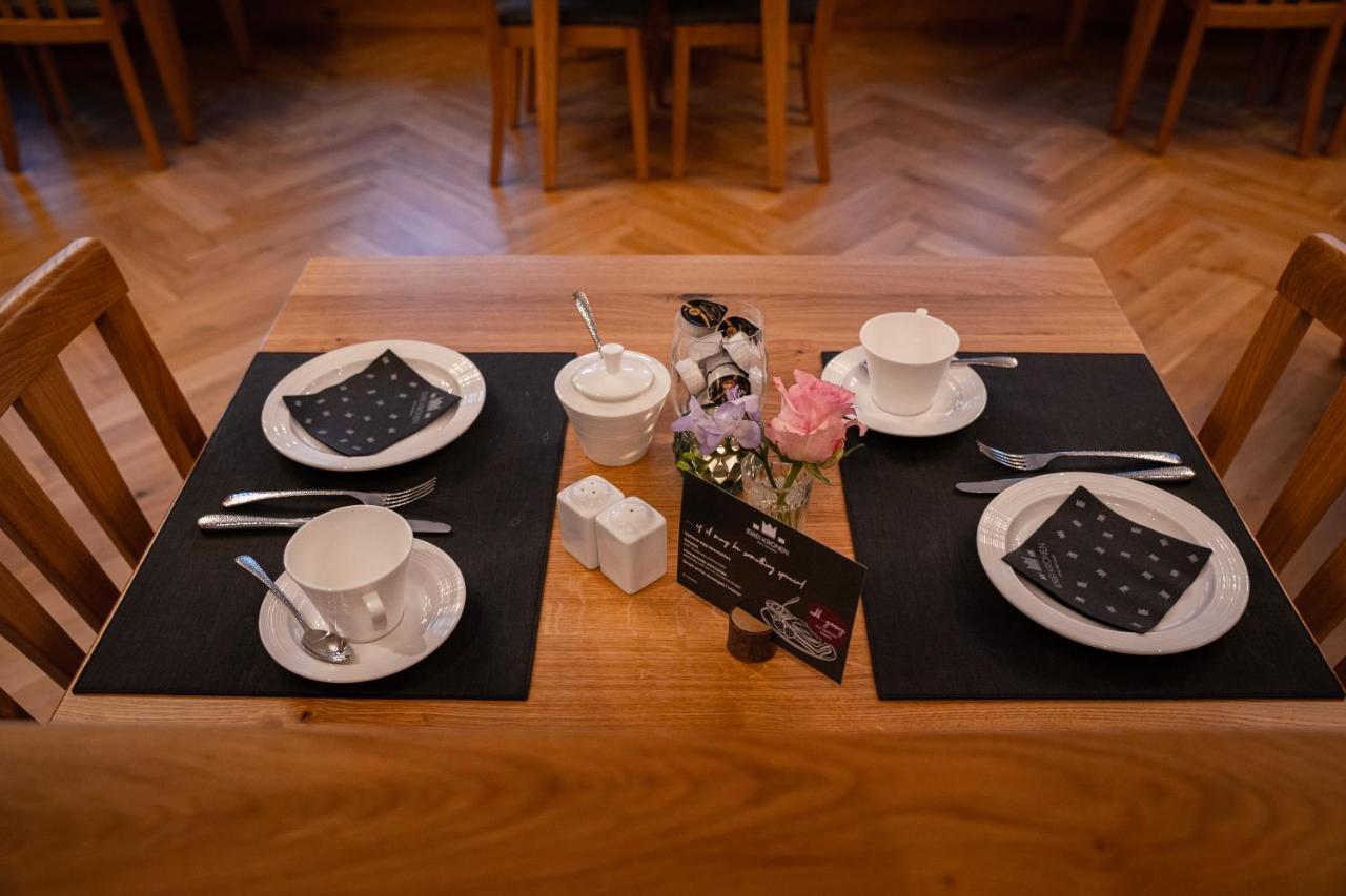 Hotel Zu Den Drei Kronen Donauwörth Esterno foto